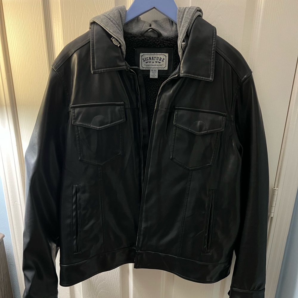 Men’s Levi Strauss Faux Leather Jacket with Hood (XL)